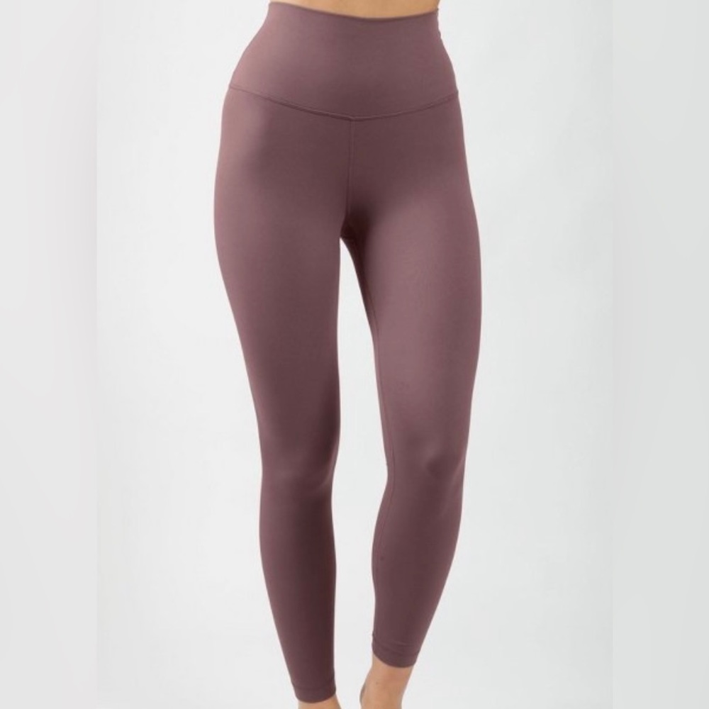 Sculptex leggings Women /size Small, Brown- lots of stretch, very soft material